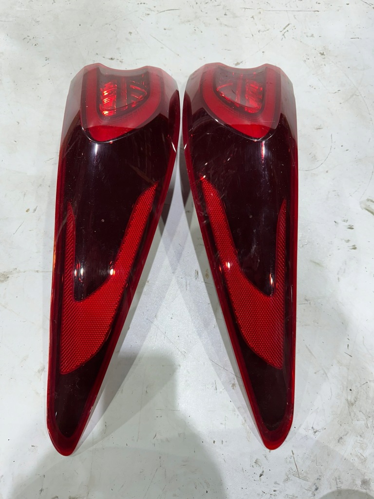 фото №1, Лампа задня задня права kia sportage iv 4 gt-line 92402f1600