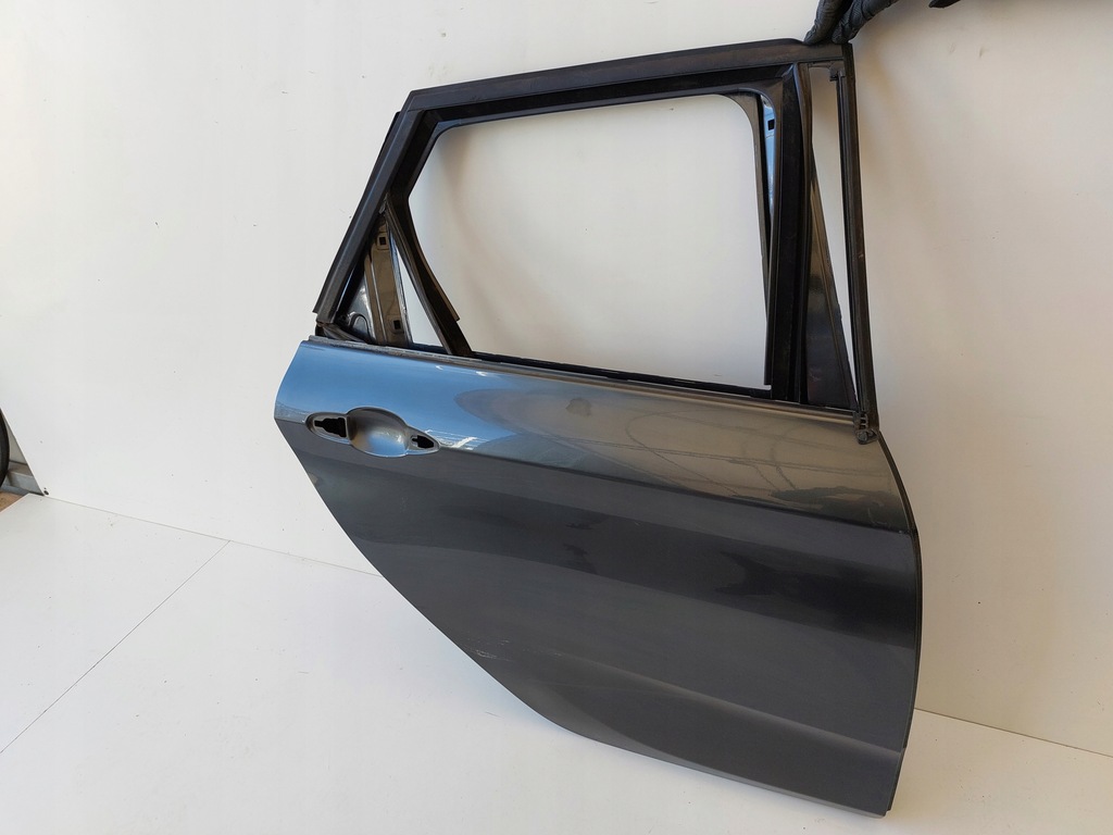 фото №2, Bmw 2 f45 дверь правое задняя оригинал