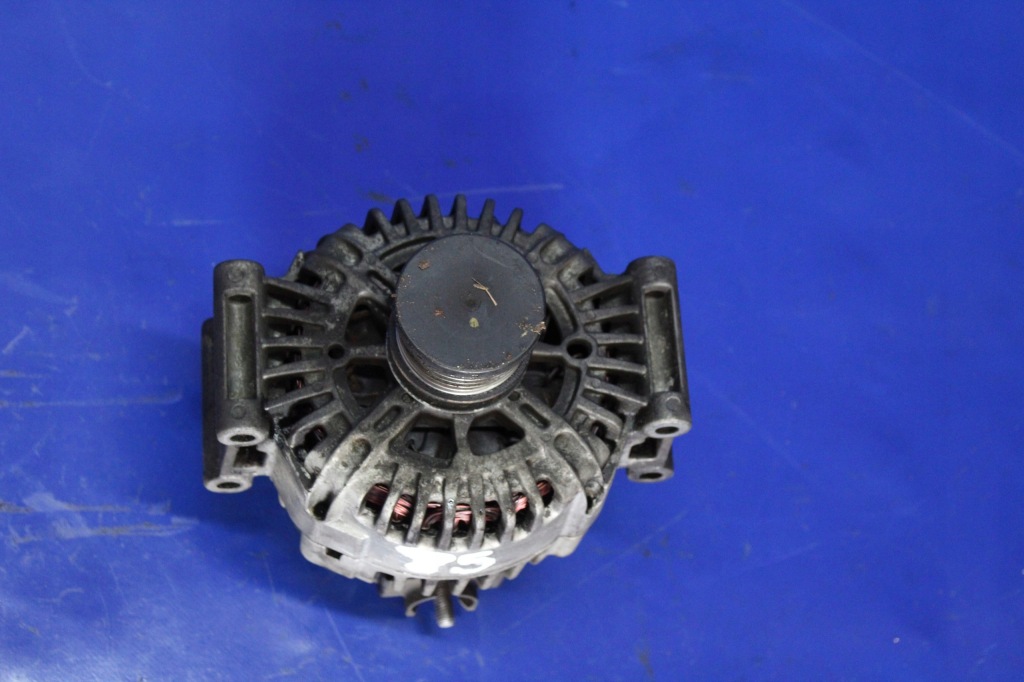 Купить Генератор mercedes w204 a0141541102