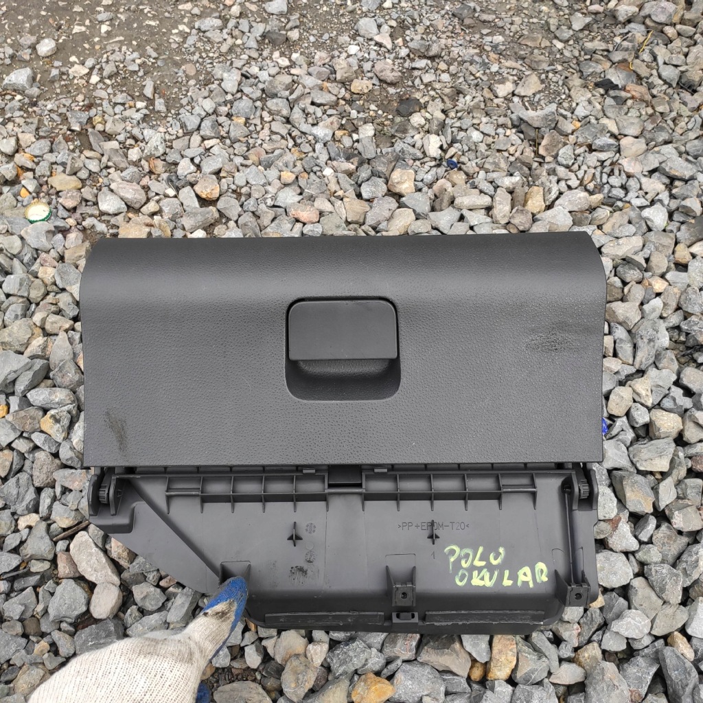 фото №1, Бардачок ручка пасажира vw polo 9n панель фари