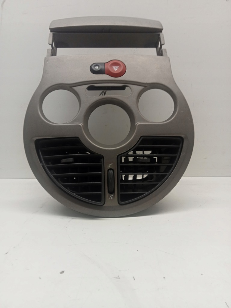 фото №1, Рамка обдув средняя renault modus серебристая 8200630438