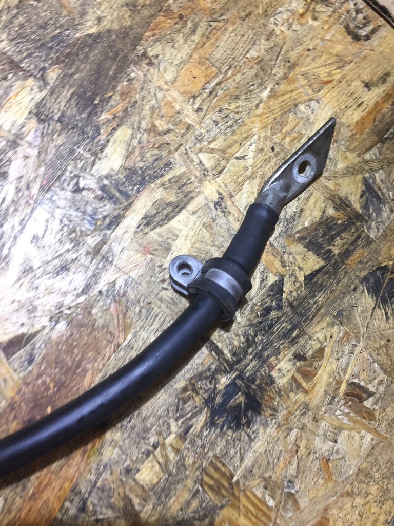 фото №9, Audi q7 4l шланг массовый генератора 7l6971537b