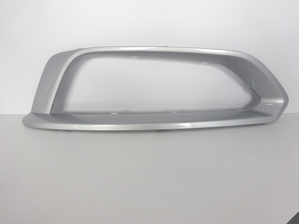 фото №1, Bmw 2 f22 f23 звичайна basis решітка ліва перед