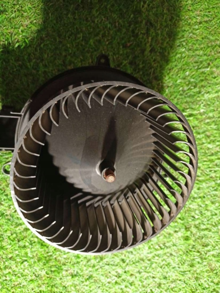 фото №1, Вентилятор повітродувка bmw 3 f30 r2013