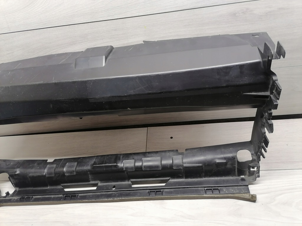 фото №10, Porsche macan 95b впуск повітря задня 95b121707f