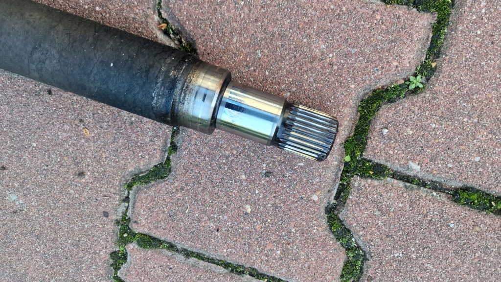 Приводной вал левая правая левое  правый  перед 2.0tdci механическая коробка передач ford mondeo mk5 v Недорого