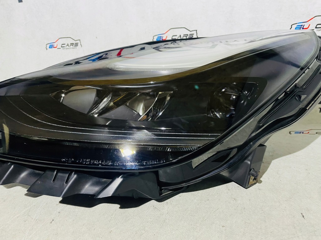 Tesla 3 y lift лампа ліва перед full led 2021-2024 rok в Україні
