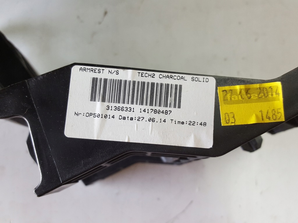 фото №6, Volvo v40 2 ii 12-16r подлокотник