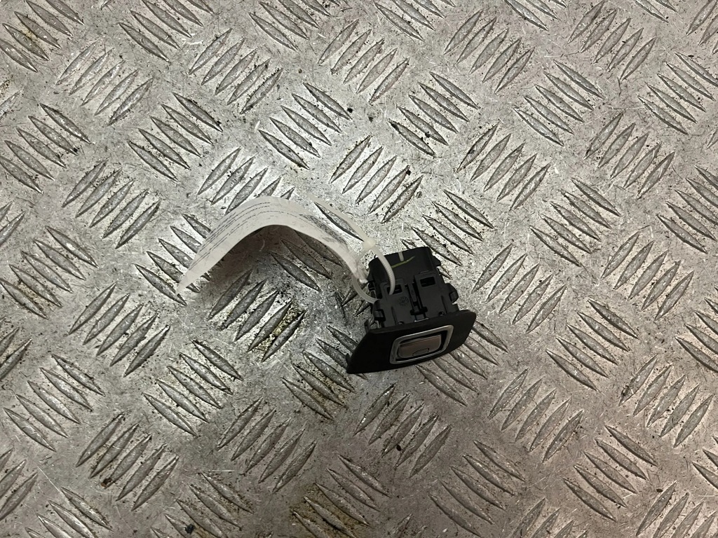 фото №12, Mercedes-benz glc x253 c253 2018 кнопки вікон