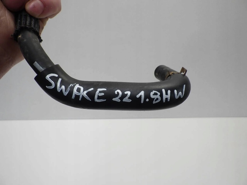 фото №4, Swace toyota corolla e21 труба wąż шланг wody