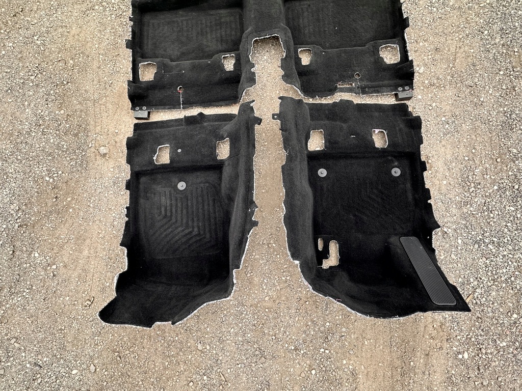 фото №5, Коврик обшивка пол салона комплект ford explorer 2020+