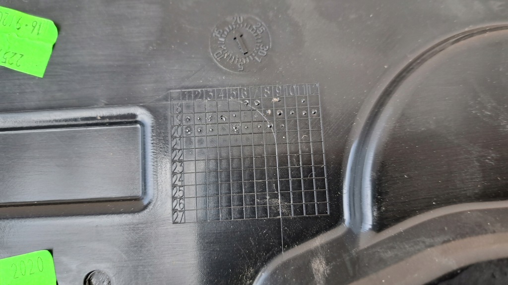 фото №8, Skoda kamiq спойлер крышки задняя