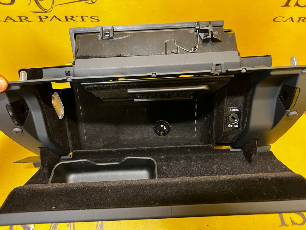 фото №6, Бардачок панелі пасажира vw touareg 7p 7p0 europa