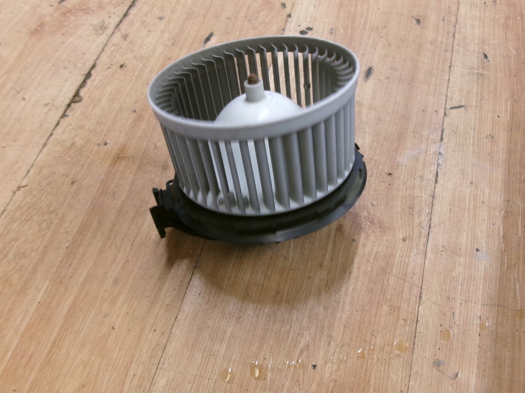 фото №1, Vw up citigo вентилятор воздуходувка europa