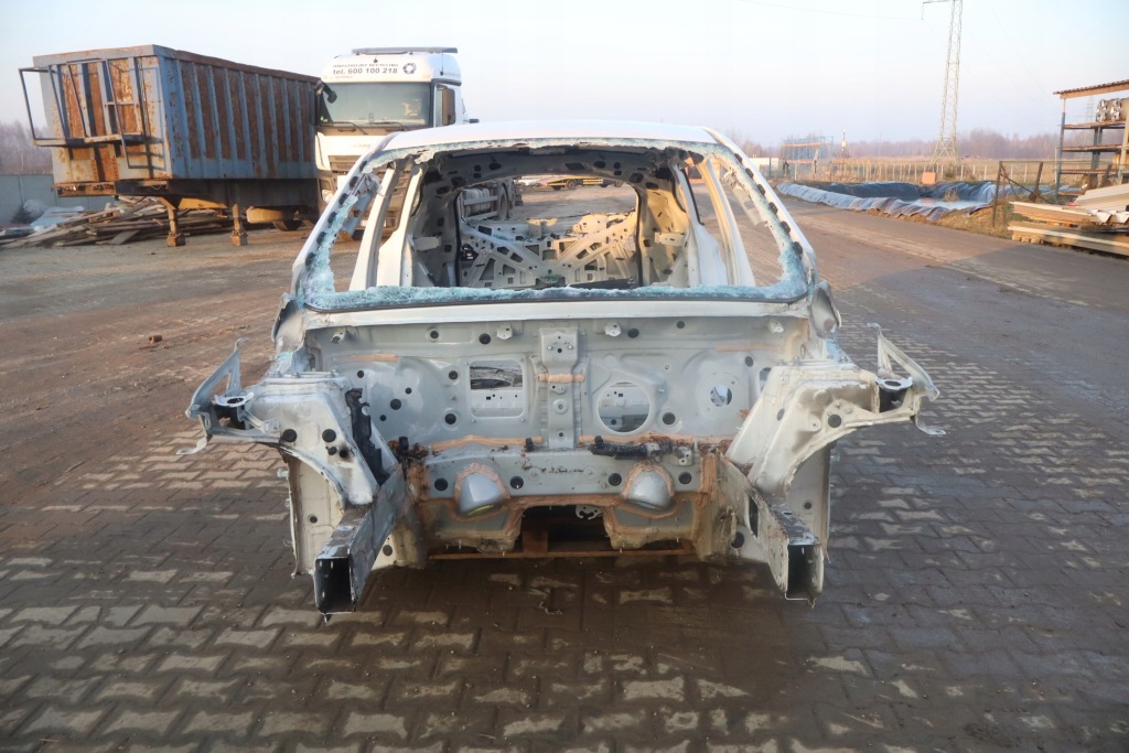 Поріг лівий bmw x1 2 f48 300 Доставка