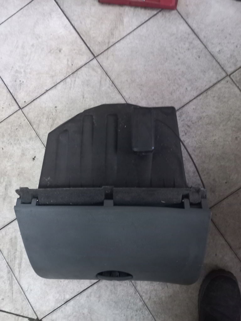 фото №1, Citroen c5 i бардачок пассажира