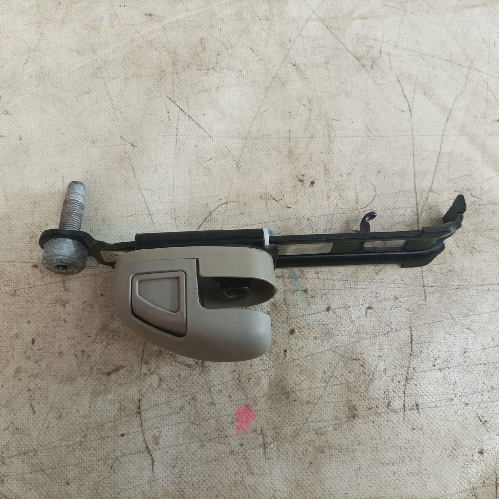 фото №8, Dodge ram 2500 09- регулировка ремней безопасности