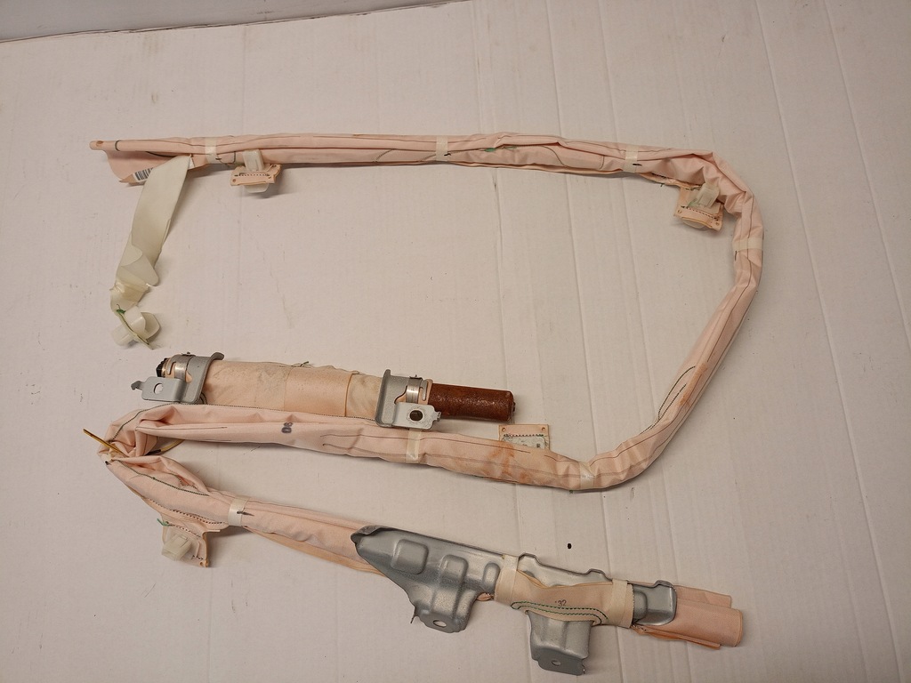 фото №8, Шторка безпеки права toyota prius iii