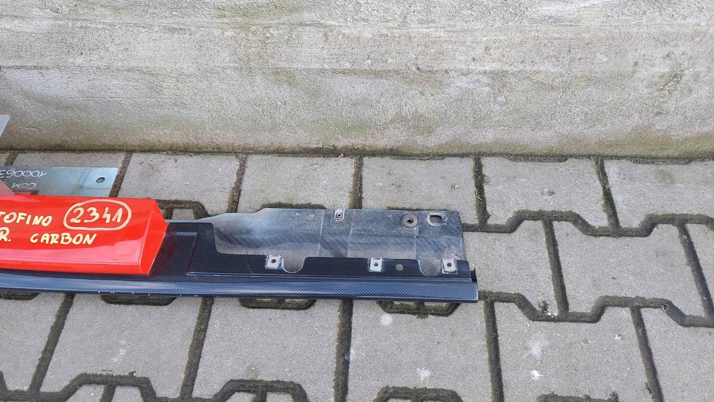 фото №6, Ferrari portofino f164 поріг молдинг поріг права карбон 2341