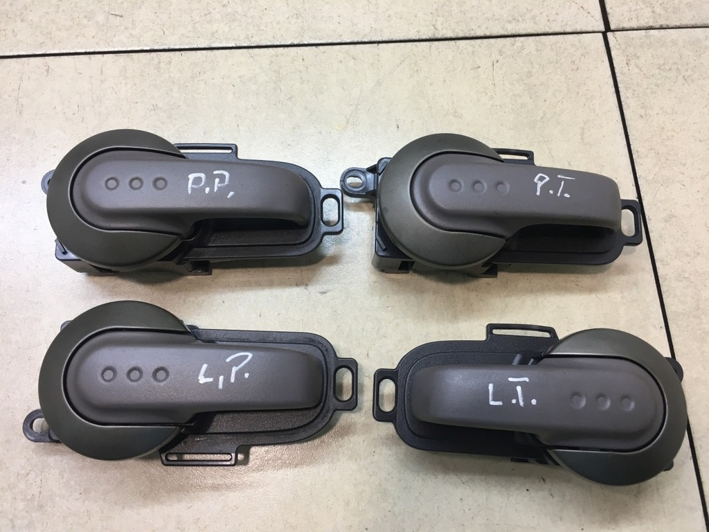 фото №1, Ручка внутренняя nissan micra k12