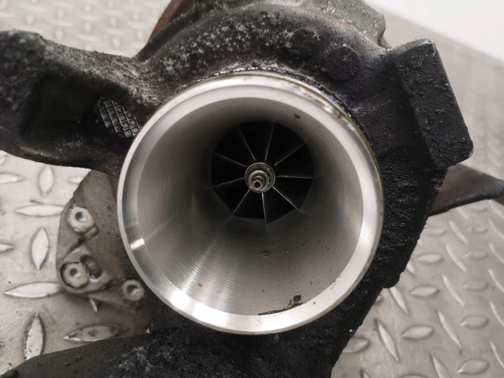 фото №9, Bmw 3 f30 f35 f31 2012 турбина