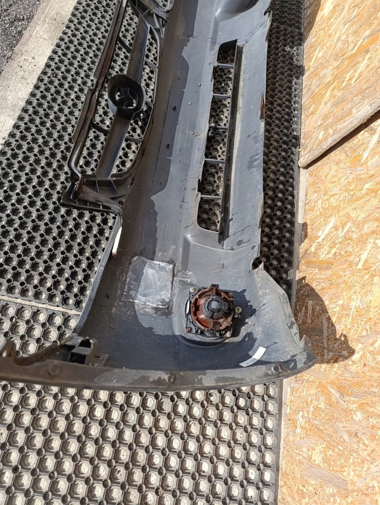 фото №7, Mazda tribute бампер перед противотуманные фары