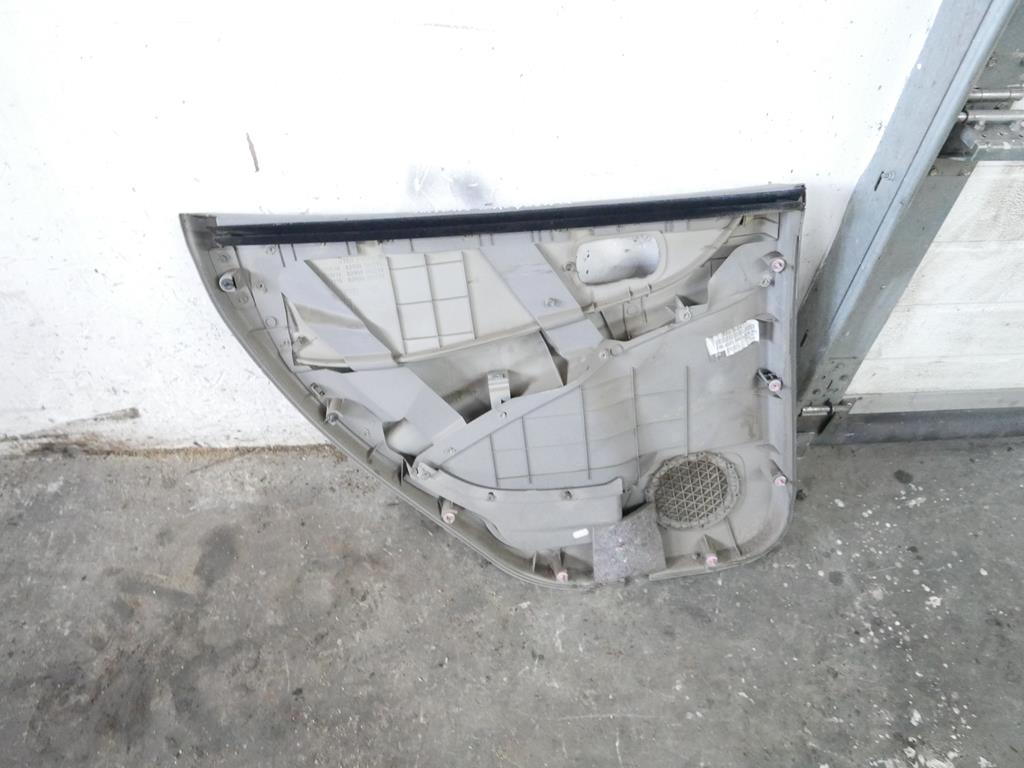 фото №6, Обивка обшивка правый задняя nissan almera tino 00-