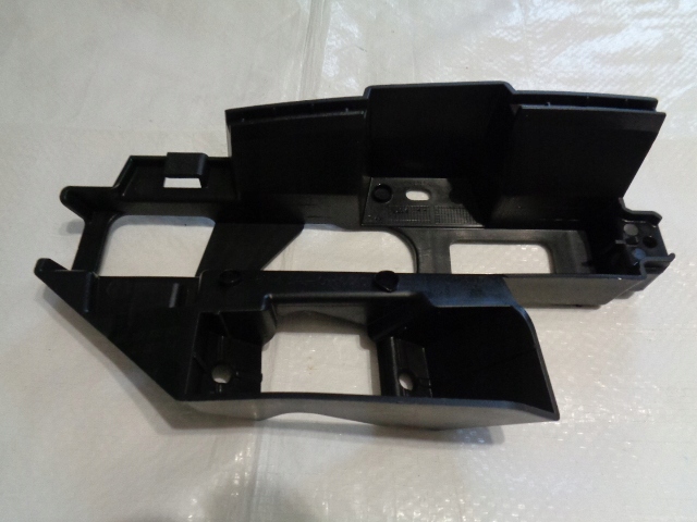 фото №6, Peugeot 107 направляющая кронштейн бампера передний перед 1607989980