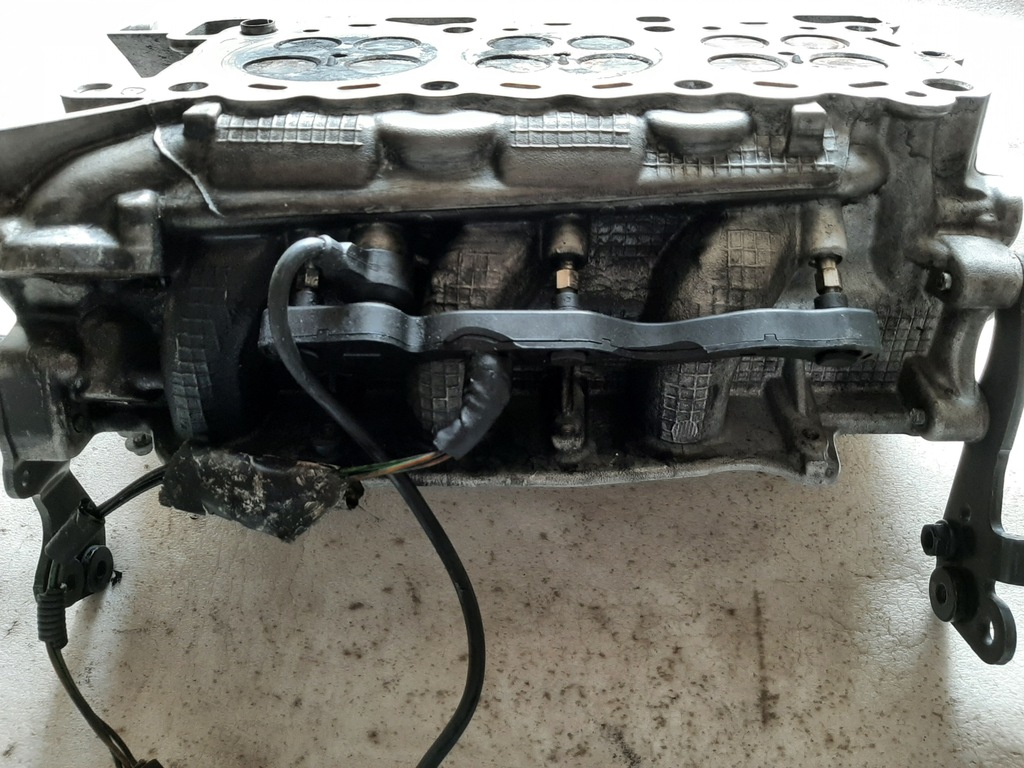 фото №9, Peugeot 407 головка правая/левая 4r8q-6090-ag