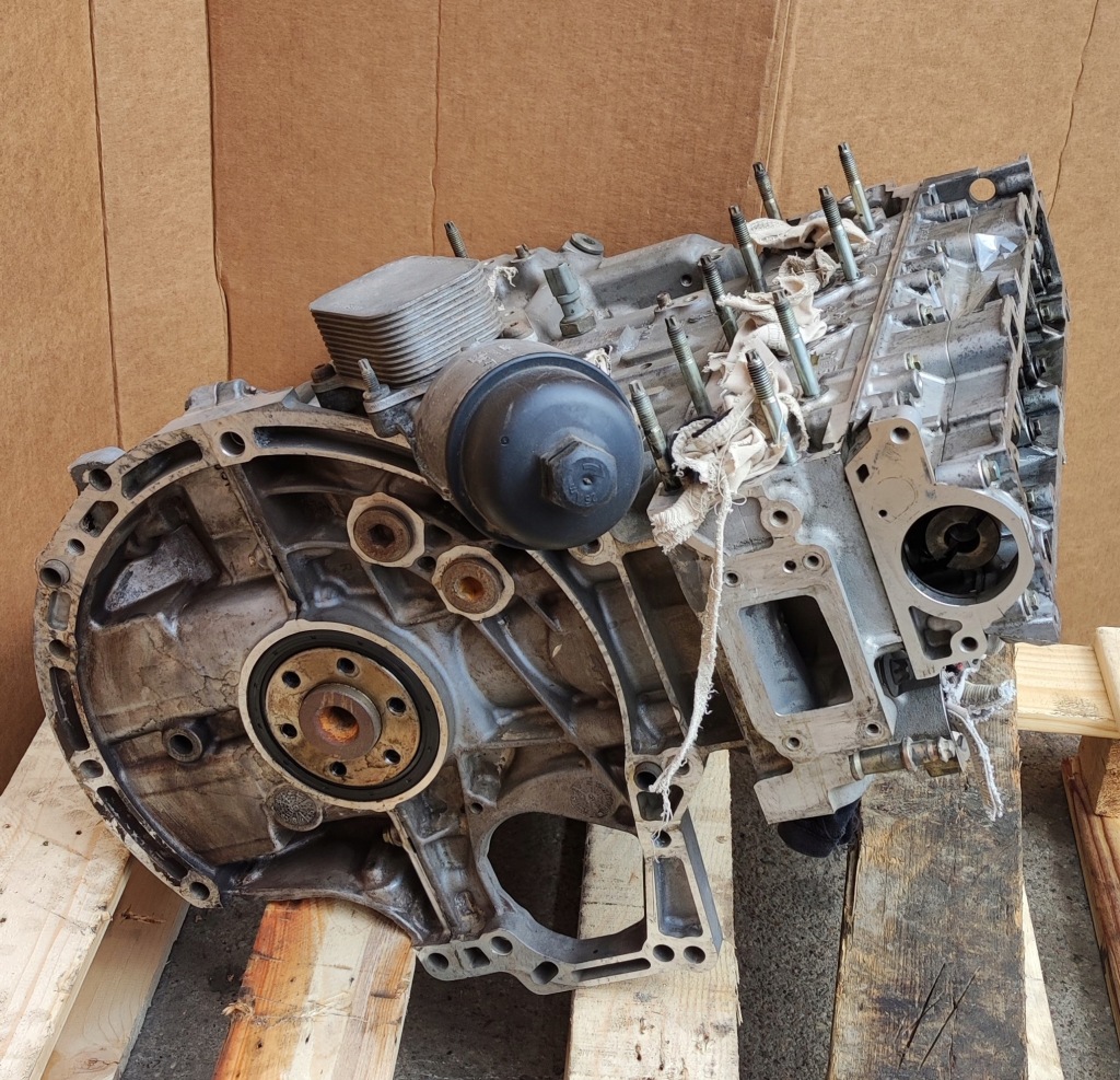 Двигун 10fd42 8ht 1.4 hdi aygo c1 107 Недорого