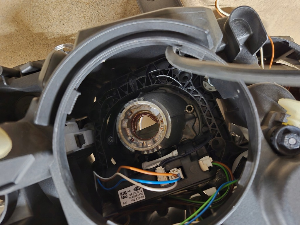 фото №11, Bmw x6 e71 лампа фара bi ксенон поворотний лівий europa 7271361