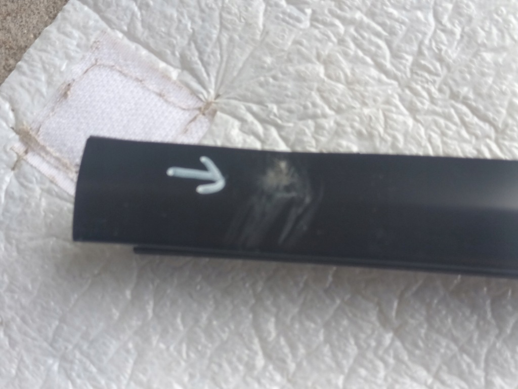 Молдинг дахова права tesla y Ціна