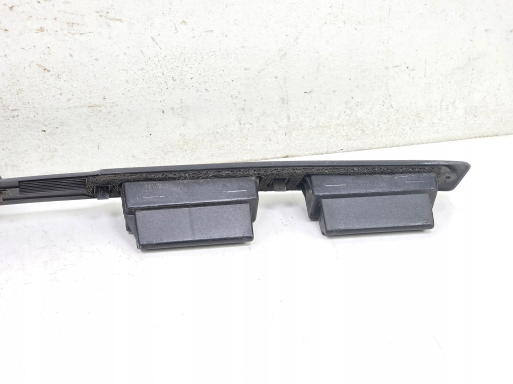 Iveco daily 06-14 фара третье  фонарь  стоп молдинг накладка 3804767 1cz Цена