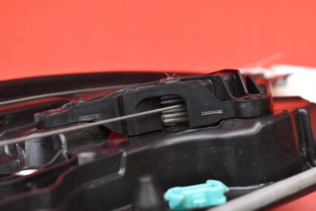 фото №8, Подъемник стекло правый задняя 5e3839656a skoda octavia 4 iv kombi 19-