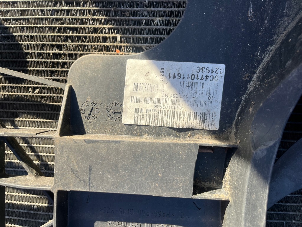 Купить Vw transporter t5 2.5 tdi радиатор воды вентилятор 7h0121207