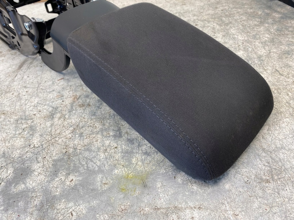 фото №6, Audi a4 b8 подлокотник велюр 8k0864283