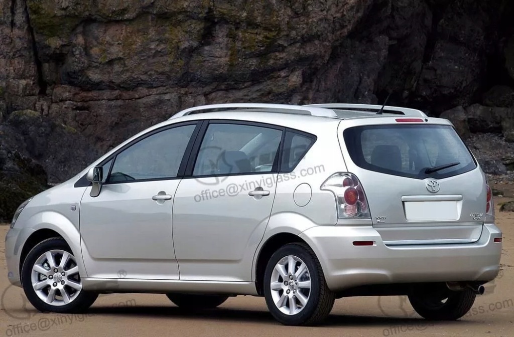 фото №2, Стекло задняя toyota corolla verso ii 2004-2009
