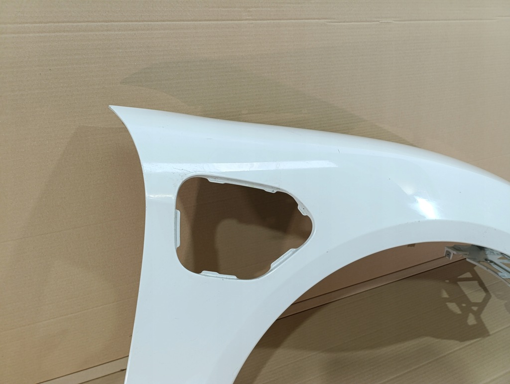 фото №10, Porsche taycan 9j 9j1 крыло передний правый перед сторона правая om