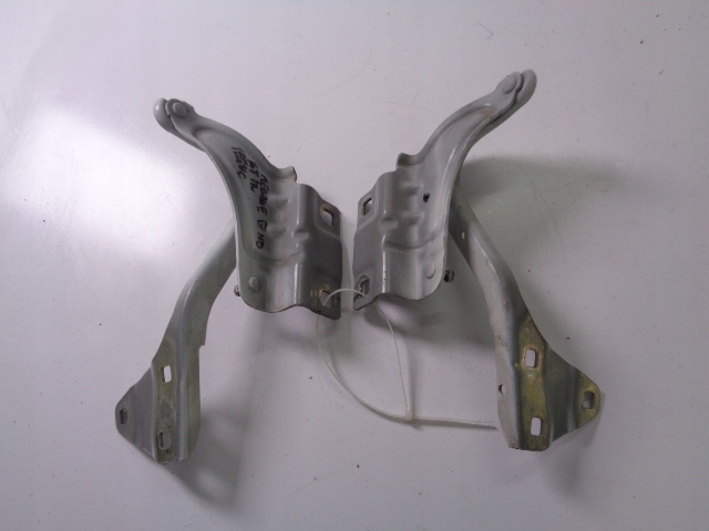 фото №4, Петлі капот renault megane iv hb 2017 rok teqnc