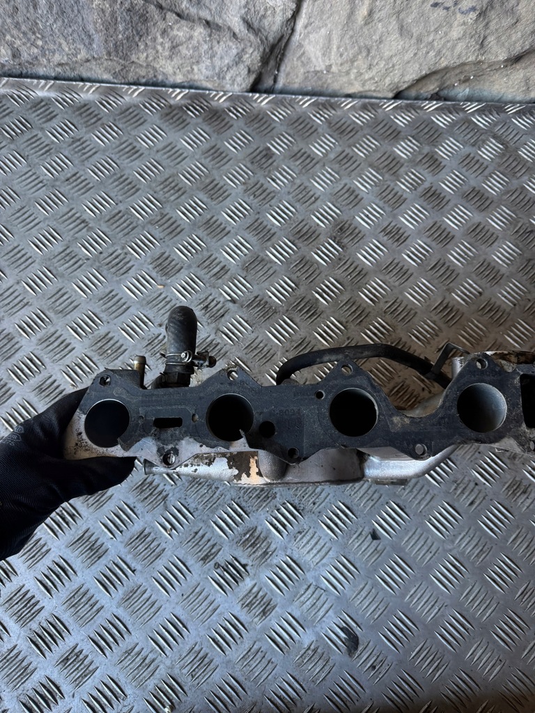 фото №8, Коллектор всасывающий mitsubishi pajero i 2.6b 82-91r. mk1 103km