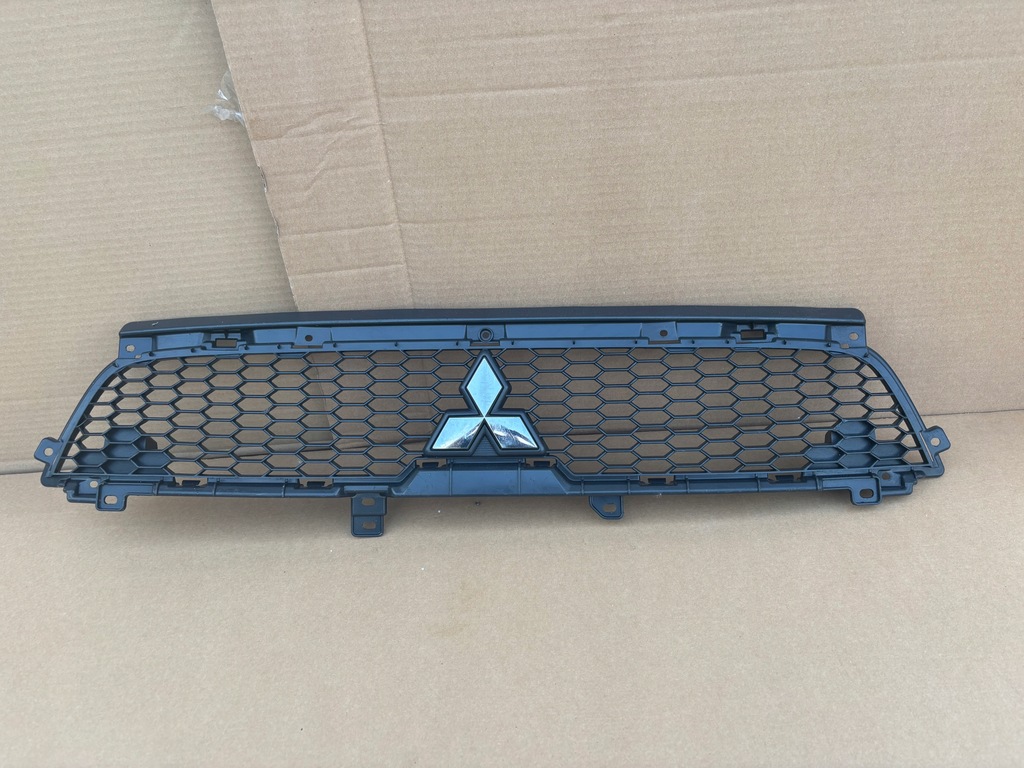 фото №1, Mitsubishi outlander ii решётка радиатора решётка радиатора перед