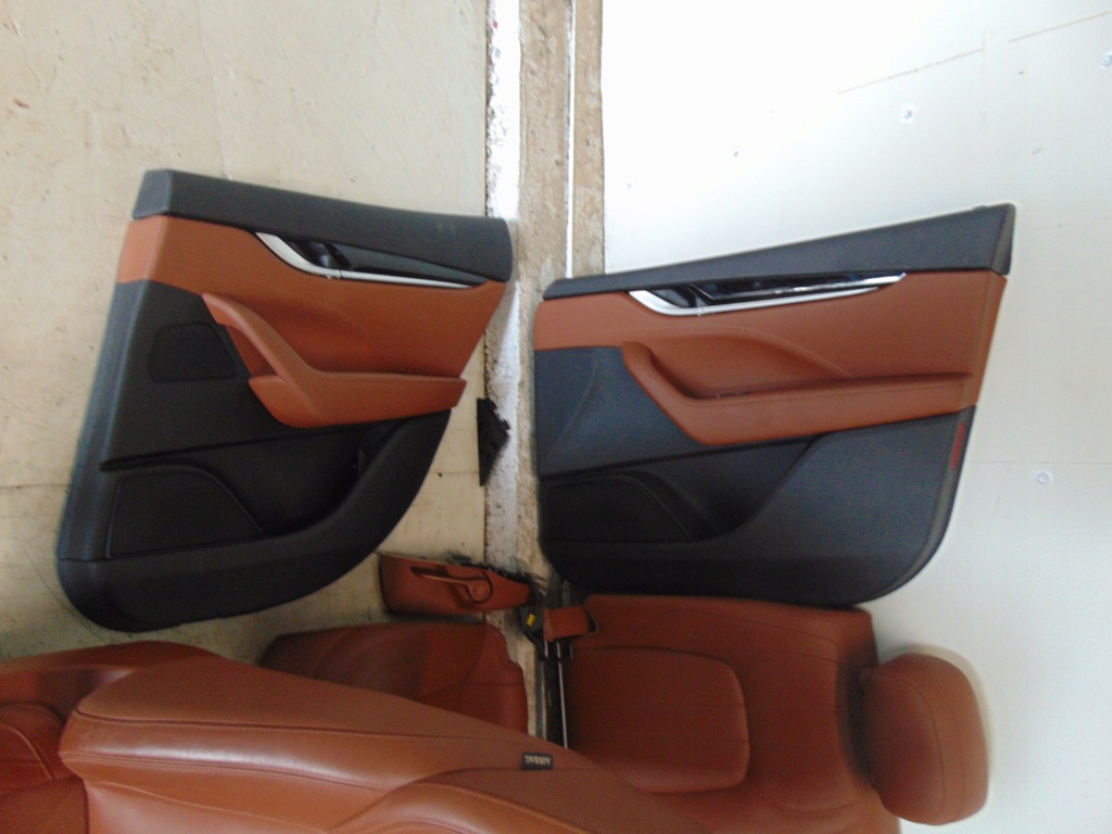 фото №5, Салон сидіння сидіння maserati levante