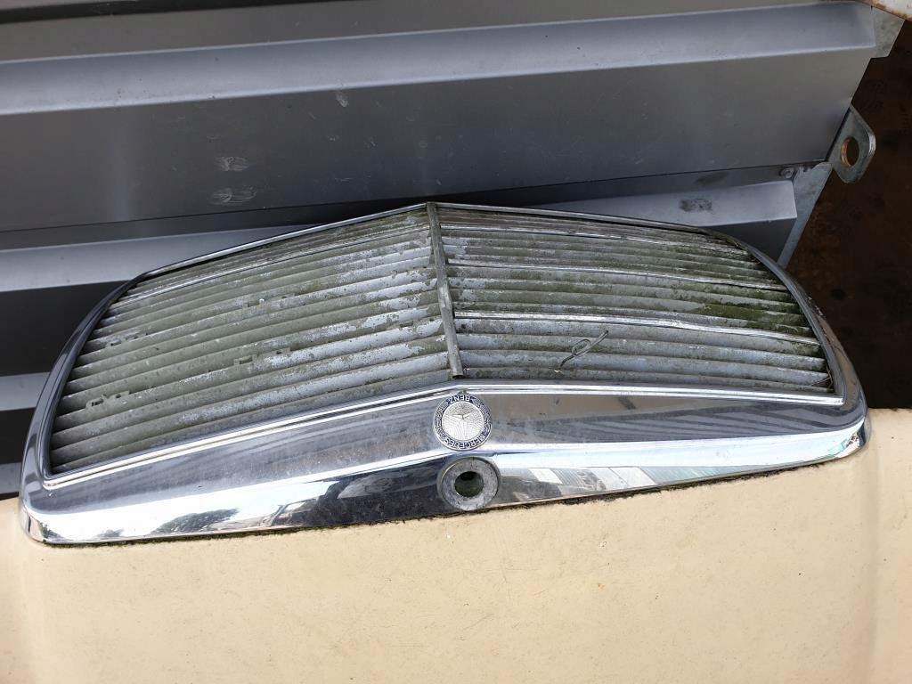 фото №3, Капот решётка радиатора mercedes-benz w123