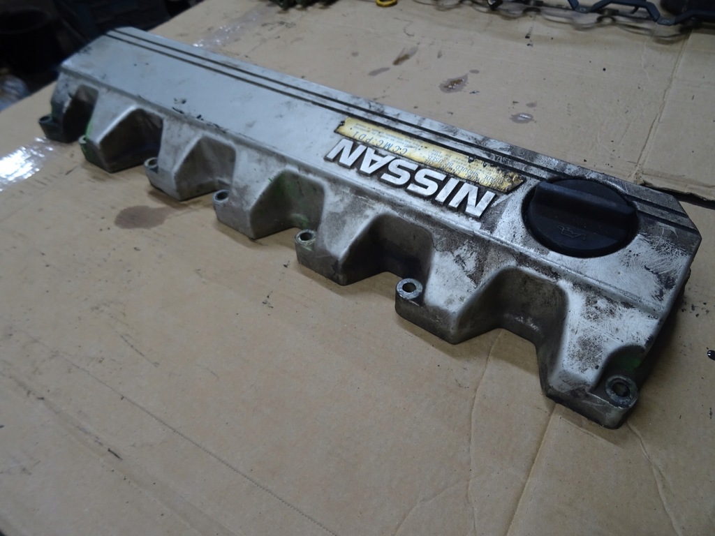 фото №1, Nissan patrol крышка клапанов головки 2,8 td