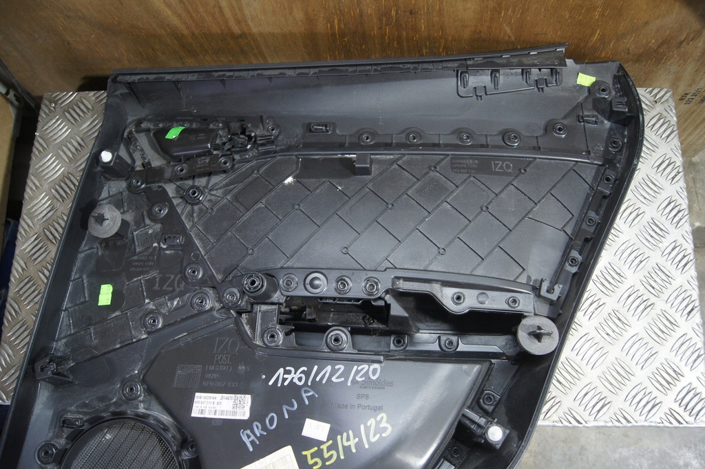 фото №8, Обшивка оббивка двері лівий задня seat arona