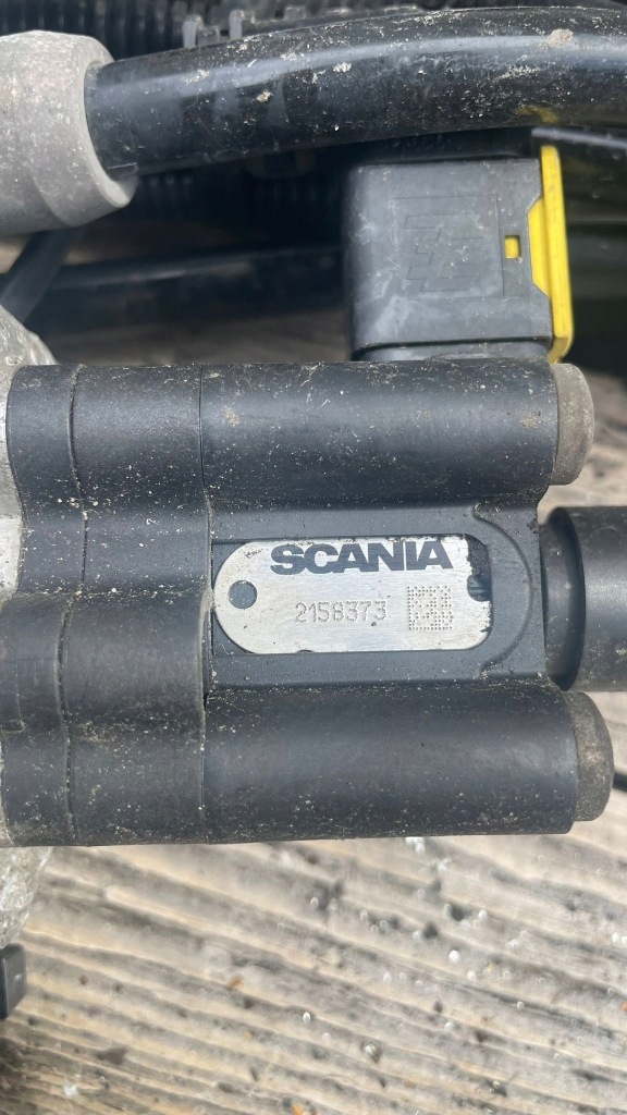 фото №3, Клапан релейный scania s r ntg