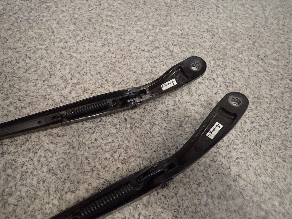 фото №6, Mazda 3 03-08 рычаг дворники передние правое