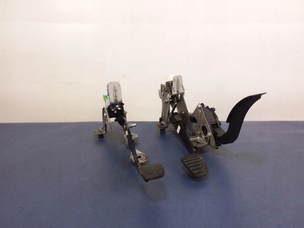 фото №1, Renault clio iv 1.2 b комплект педалей основание