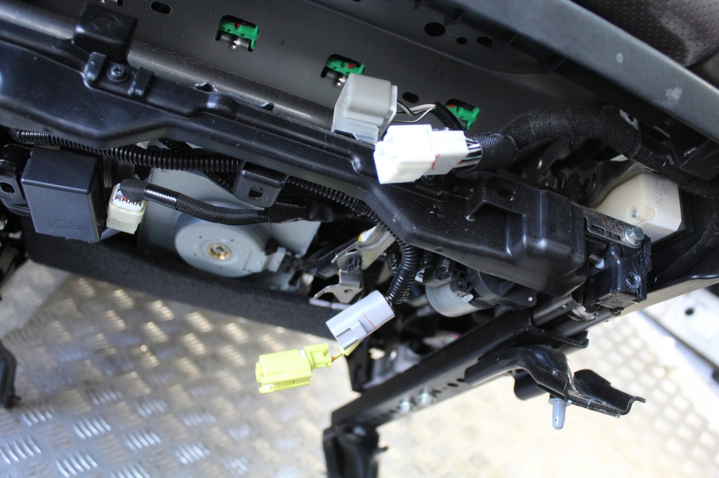 фото №7, Сиденья салон кожа lexus rx 450h iv 4