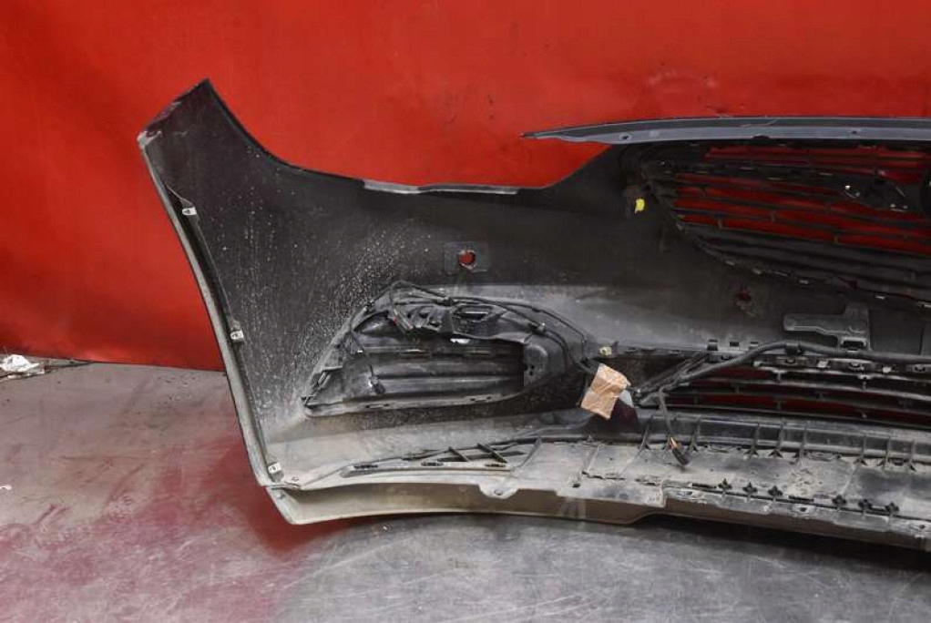 Бампер перед передній z22y pdc opel insignia b 17-20 Оригінал